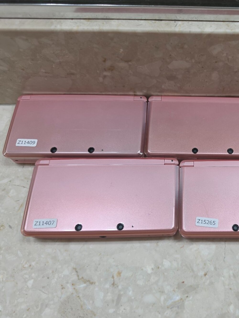 1X Nintendo 3ds Coral Pink 64gb Memory charger Handheld Console System Japan